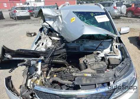 2015 Kia Sorento Lx z USA, uszkodzony, nr VIN 5XYKT4A62FG623407